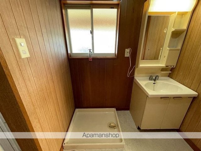 コーポ庄清4の内装写真