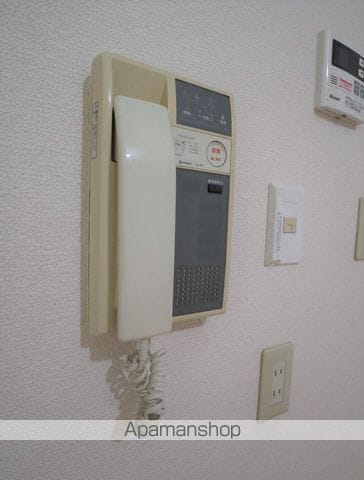 ウェスト コートの内装写真