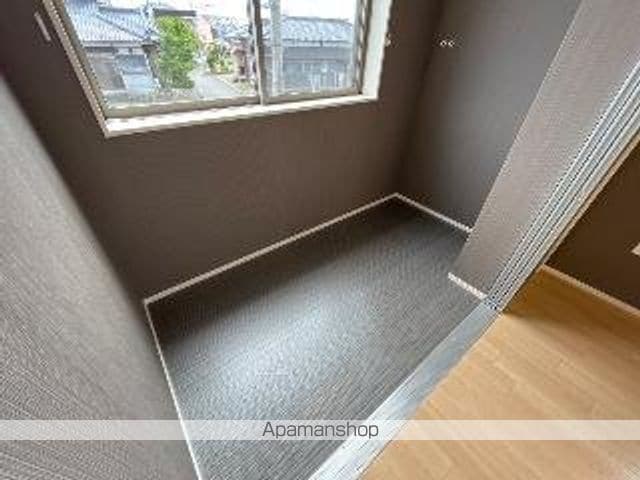 新潟市北区松浜東町 アパート工事の内装写真