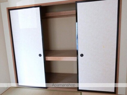 パルテール泉[2LDK/56.59m2]の内装2