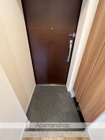小田急伊勢原駅前マンションの内装写真