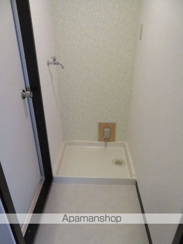ロイヤルヒルズ富沢IIIの内装写真