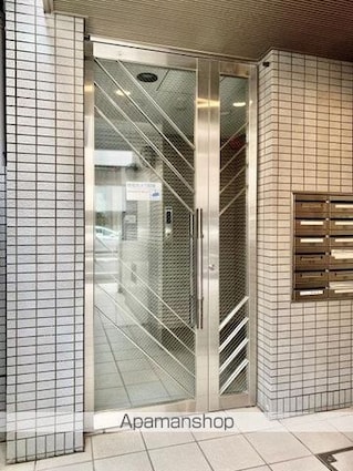 ＹＳビル[3DK/75.22m2]のエントランス1