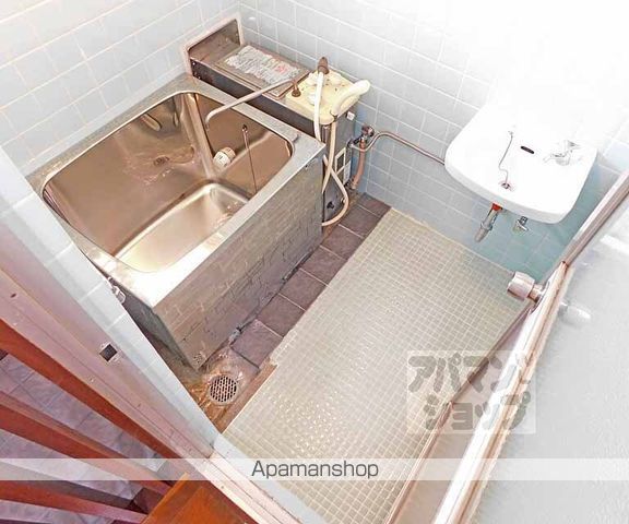 野色マンションの内装写真