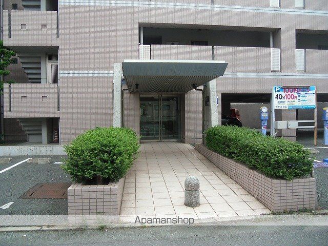 ピエス白山の玄関写真