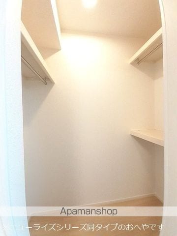 プラシードBの内装写真