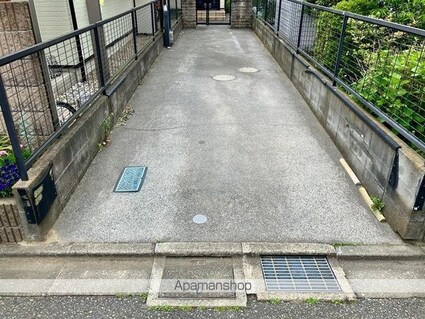 南町戸建[4LDK/99.48m2]の駐車場