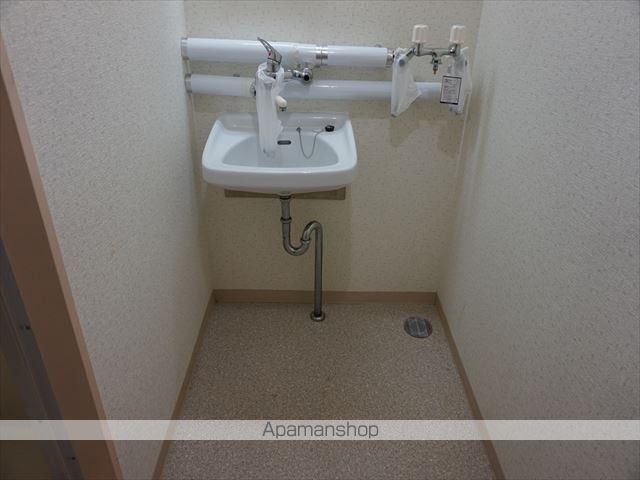 三共ユタカビルの内装写真