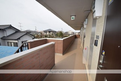 エガール[1R/30.27m2]の外観4