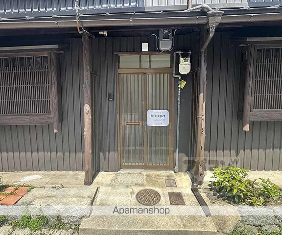 北御所京の家の外観写真