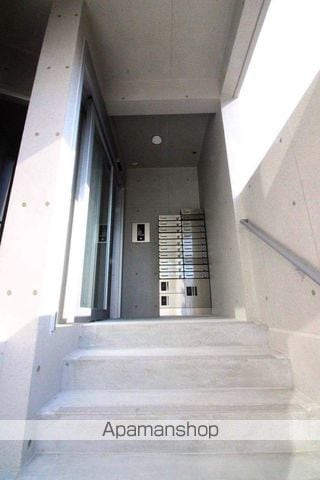 8COURTの玄関写真