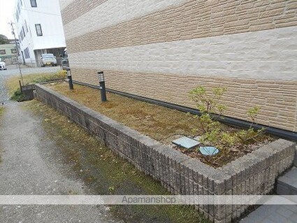 レオパレスマ　メゾン[1K/23.18m2]の庭