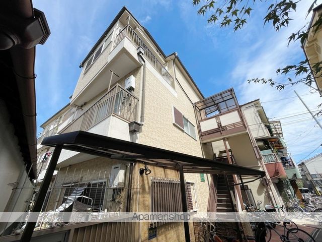 昌栄ハイツの外観写真