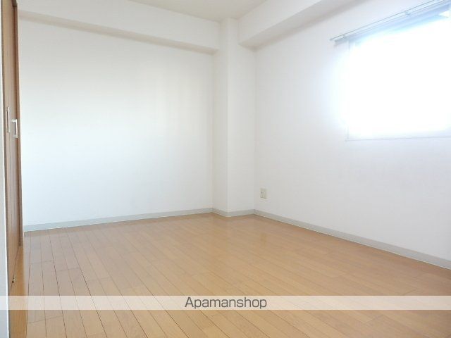 PEACE AVENUE SHIRASAKIの内装写真