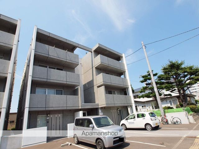 ラプラスワンの外観写真
