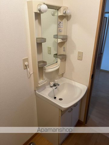 マングローブBの内装写真