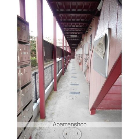 パークハイツ陣屋前の玄関写真