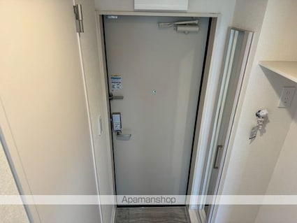 ハーモニーテラス江原町Ⅲ[1R/11.58m2]の玄関