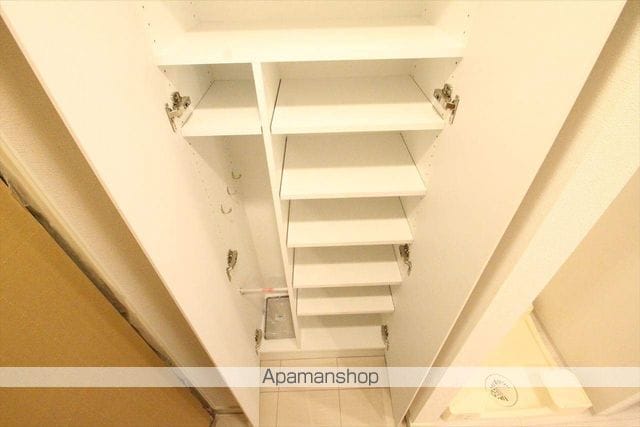 コンフォリア江坂の内装写真