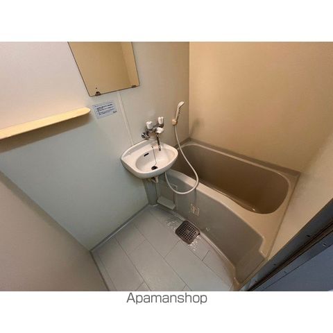 メゾン・ド・ディマンシェの内装写真