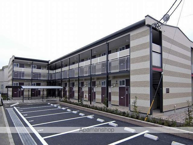 レオパレス小和田の玄関写真