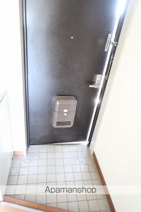 カワニシマンション[1K/18.09m2]の玄関