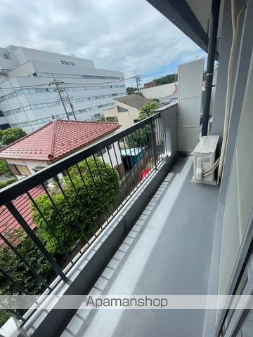 ロイヤルマンションの内装写真