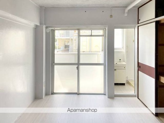 ビレッジハウス江戸川台2号棟の内装写真