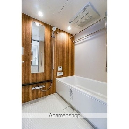 ドゥーエ町屋[3LDK/70.63m2]のバス