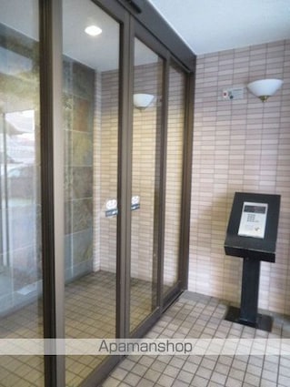 メズューセラ五橋[1K/30.02m2]のエントランス