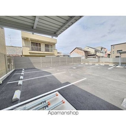 ディアレイシャス名古屋中村公園[1K/24.49m2]の駐車場