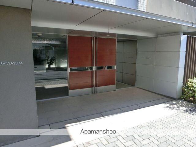 ヴォアラクテ西早稲田の玄関写真