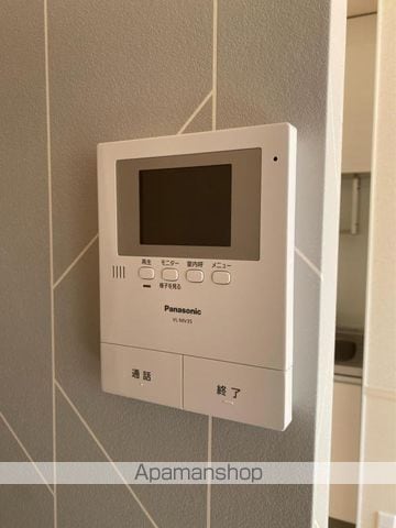 シャインポート屋島IIIの内装写真