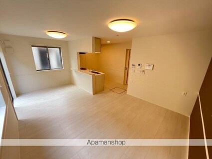 ＩＶＹＣＯＵＲＴ　ーアイビーコートー[3LDK/78.35m2]のリビング・居間2