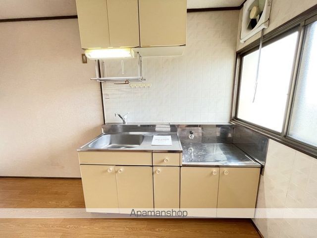 プラザハイツ II Bの内装写真