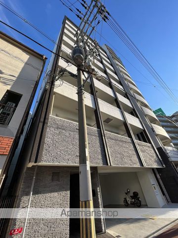 エストゥルースプラス大阪福島の外観写真