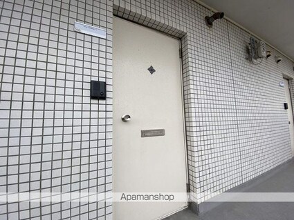 ベリーハウス元町[1R/23.13m2]のエントランス1
