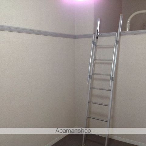 レオパレスラルク深沢の内装写真