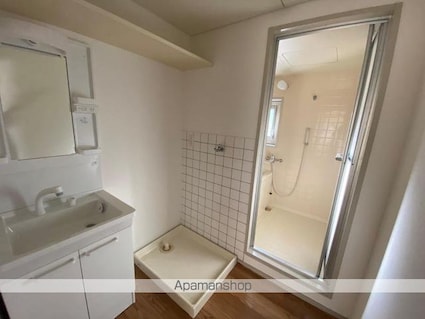 香川県高松市屋島西町[2LDK/62.24m2]の洗面所