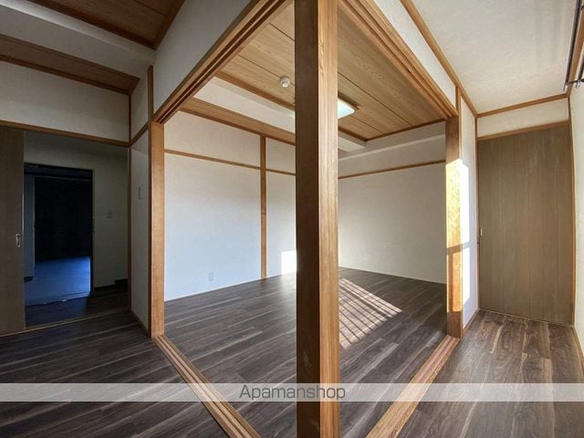ルート03の内装写真