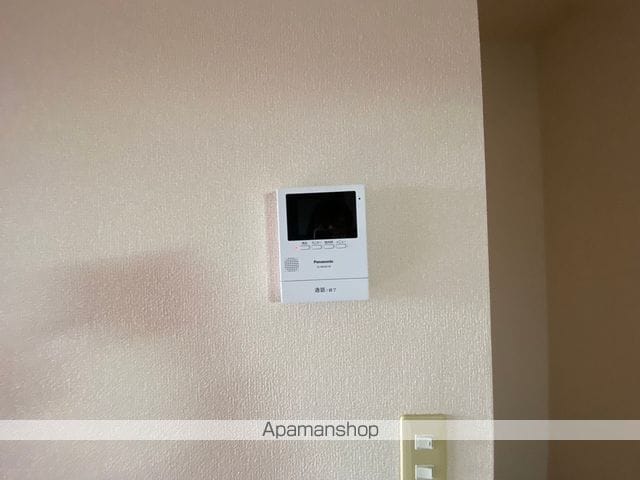 バードバレーWESTの内装写真