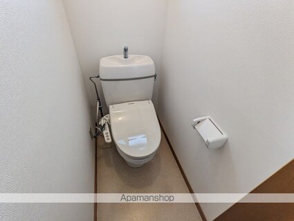 ハイライン鶴巻[3LDK/72m2]のトイレ