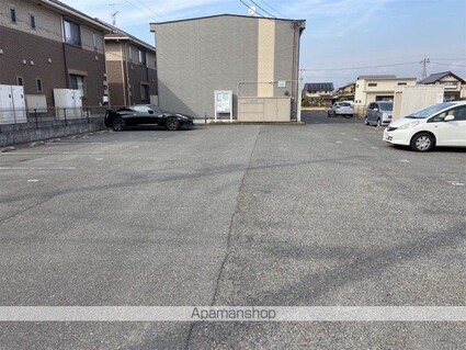レオパレス南連島[1K/23.61m2]の駐車場
