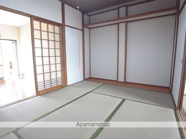 岩崎ハイツの内装写真