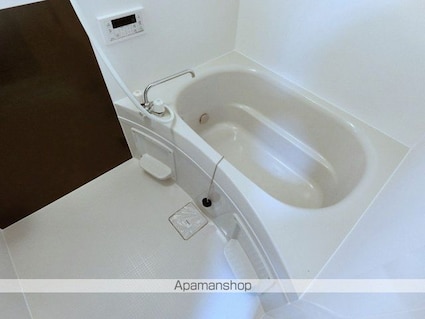 アーバンライフ　Ａ棟[2DK/39.74m2]のバス