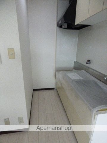 光栄ハイツESAKAの内装写真