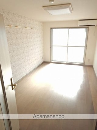 徳島県徳島市吉野本町６丁目[1K/28m2]のリビング・居間