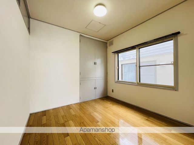 フローラ時任IIの内装写真