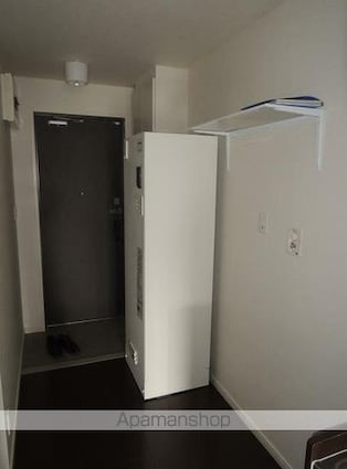 ロイヤルハイム[1K/27.29m2]の玄関