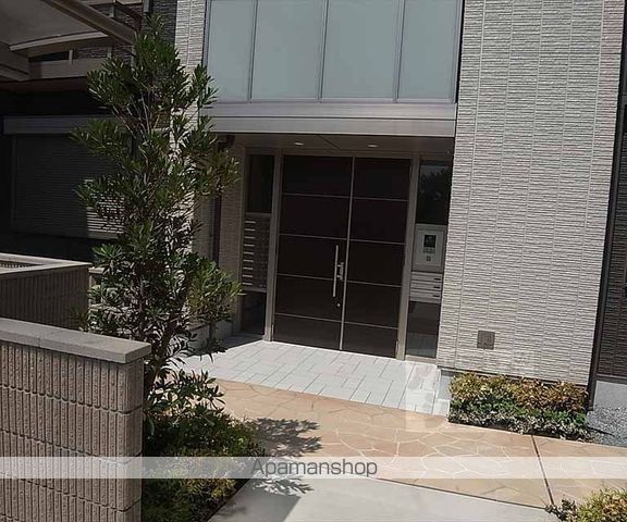 栗栖 KITAYAMAの玄関写真